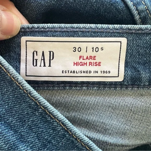GAP High Rise Flare Jeans Women’s Size 30/10 Short Medium Indigo Wash NEW - Picture 6 of 8